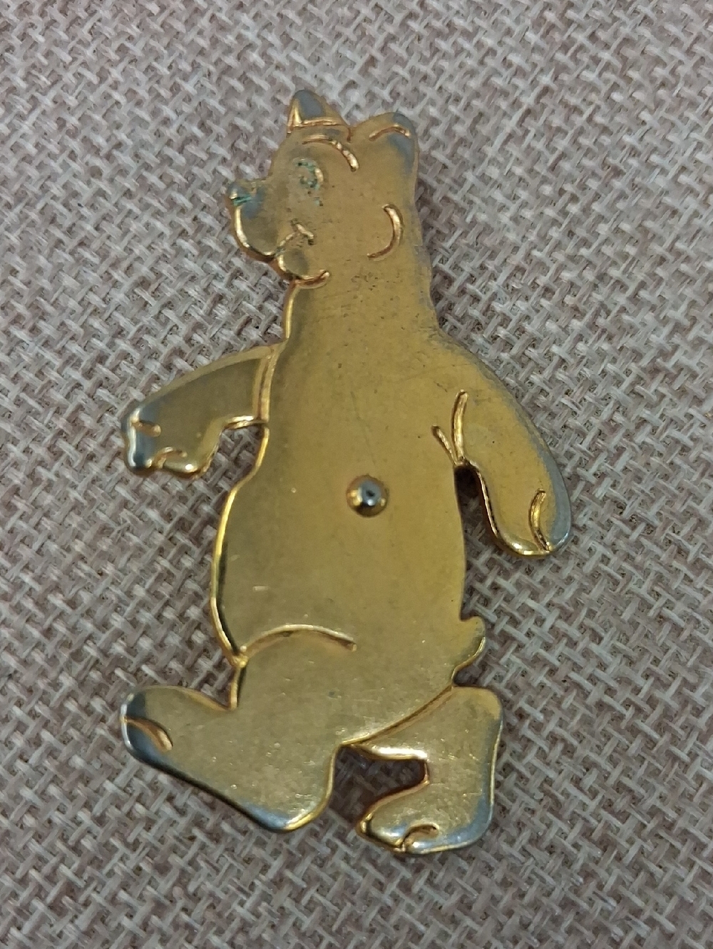 Gold Tone Bear Brooch Animal Pin Engraved Vintage Style One Size